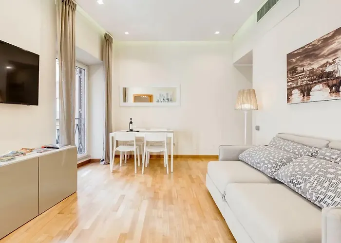 Elical Luxury Apartment Rom