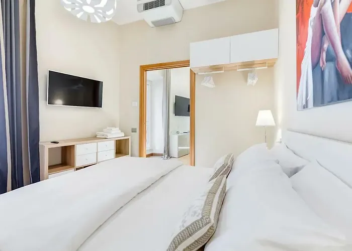 Elical Luxury Apartment *